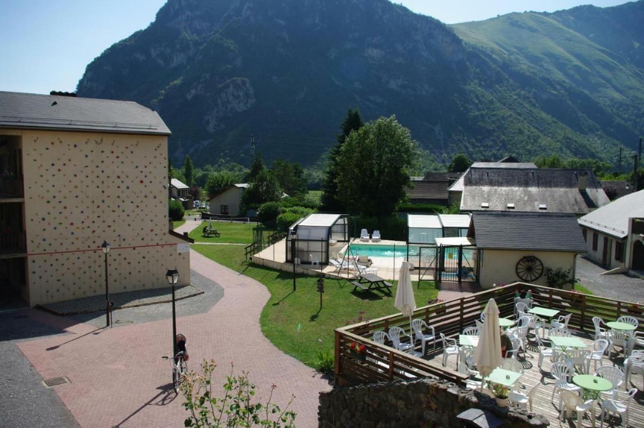 Appartement Avec Piscine En Vallee D'Ossau Bielle Luaran gambar